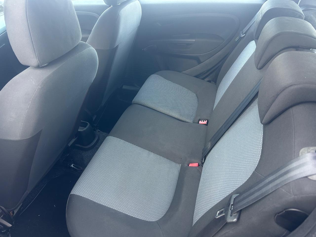 Fiat Grande Punto 1.3 MJT 75 3p.Van Actual 2pt