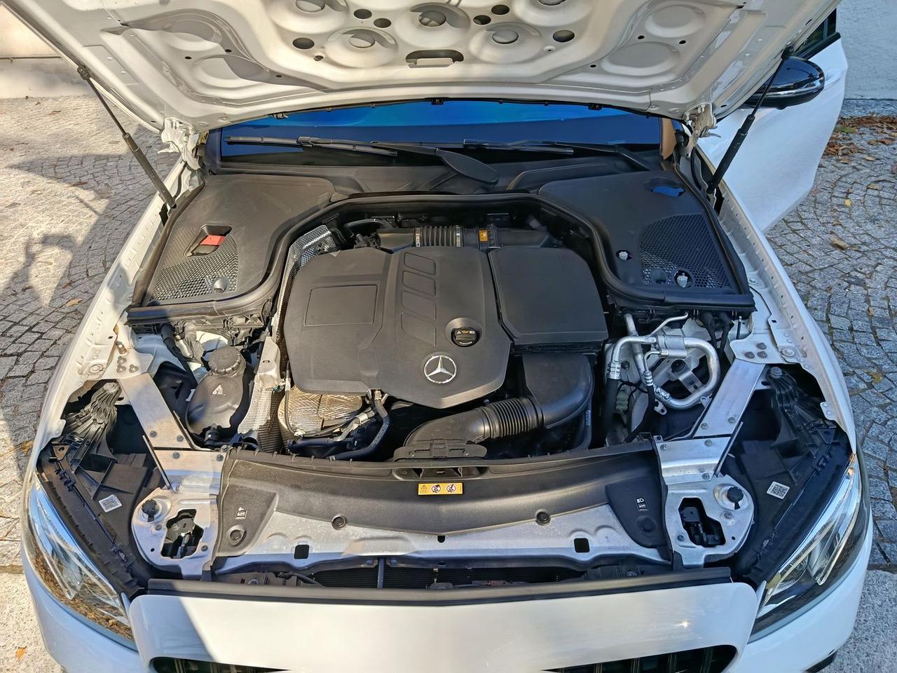 Mercedes-Benz E 220 Premium Plus E 220 D #8033