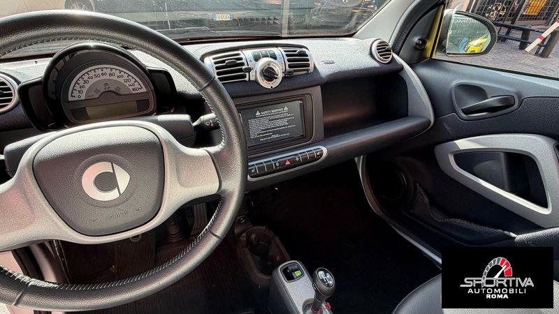 smart fortwo SERVOSTERZO CARPLAY NAVI PELLE fortwo 1000 62 kW coupé passion