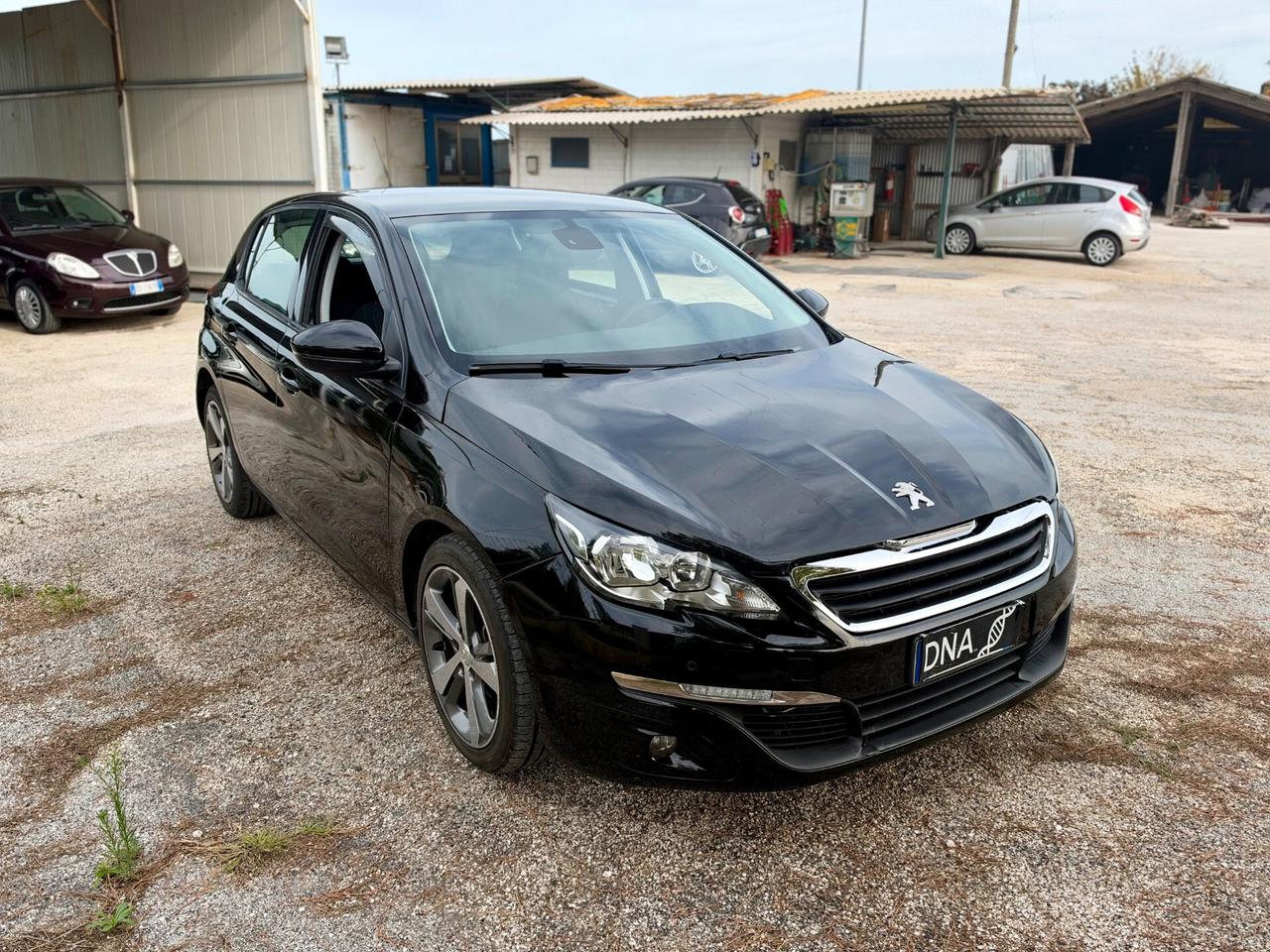 Peugeot 308 Allure 1.6 e-HDi Stop&Start Neopatentati