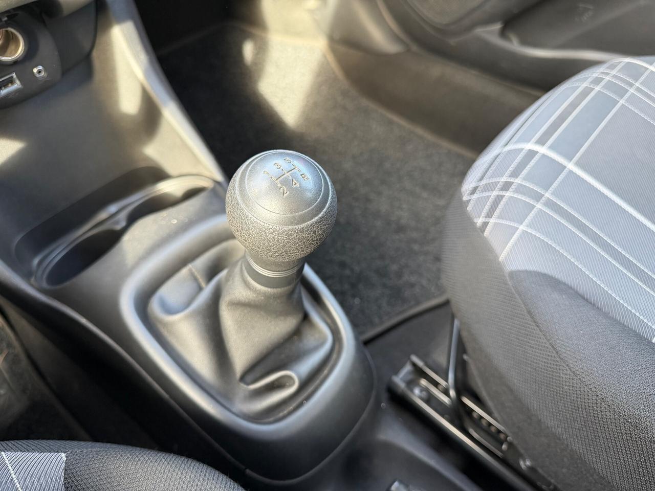 Peugeot 108 VTi 68 5 porte “ 18 Mila Km CERTIFICATI “