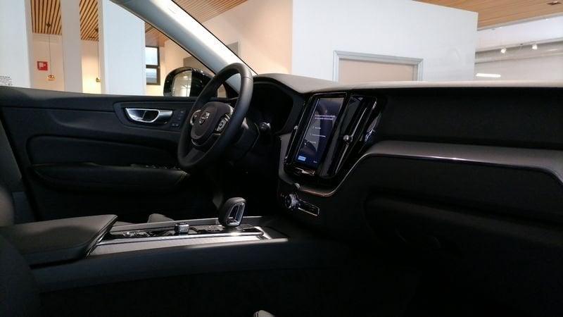 Volvo XC60 XC60 B4 automatico Plus Dark