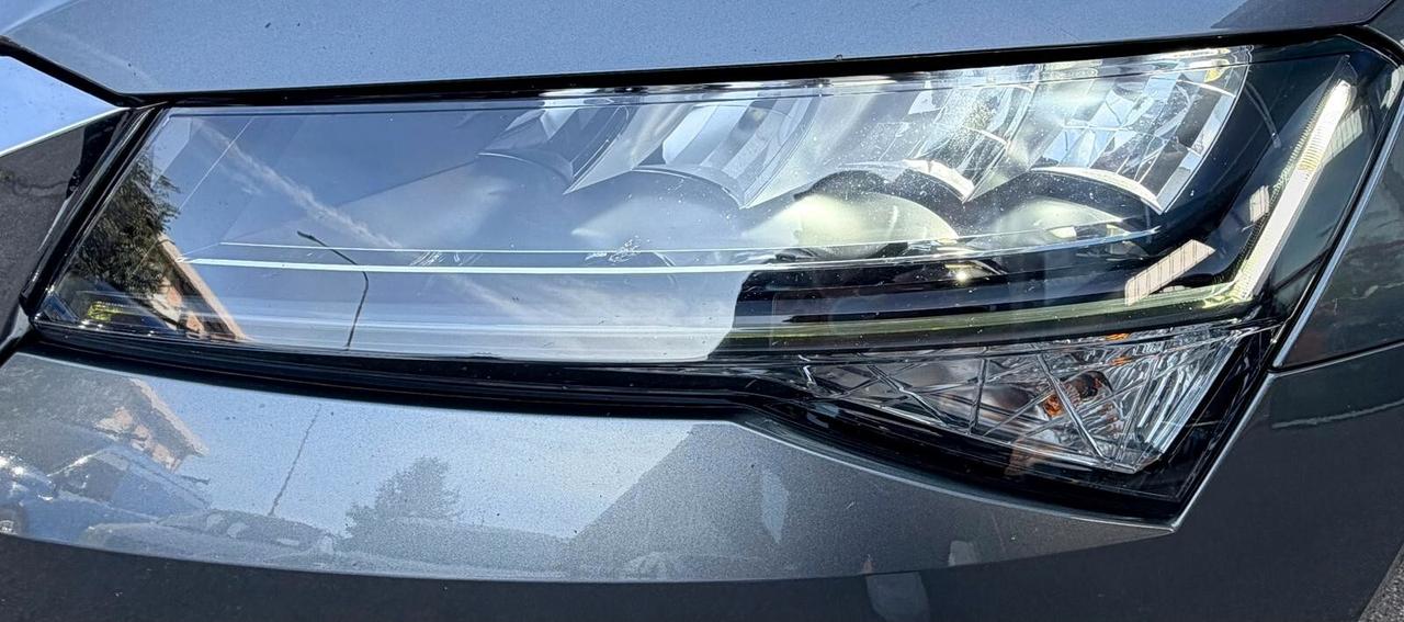 Skoda Superb 2.0 TDI EVO 200 CV SCR DSG Wagon 4x4 Laurin&Klement