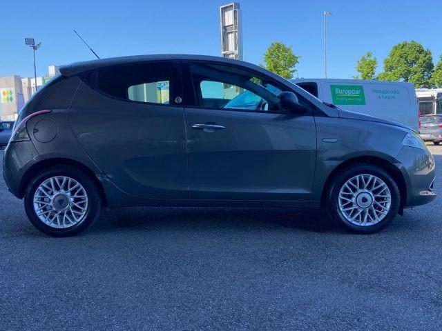 LANCIA Ypsilon 1.2 69 CV 5P. GPL Ecochic Gold