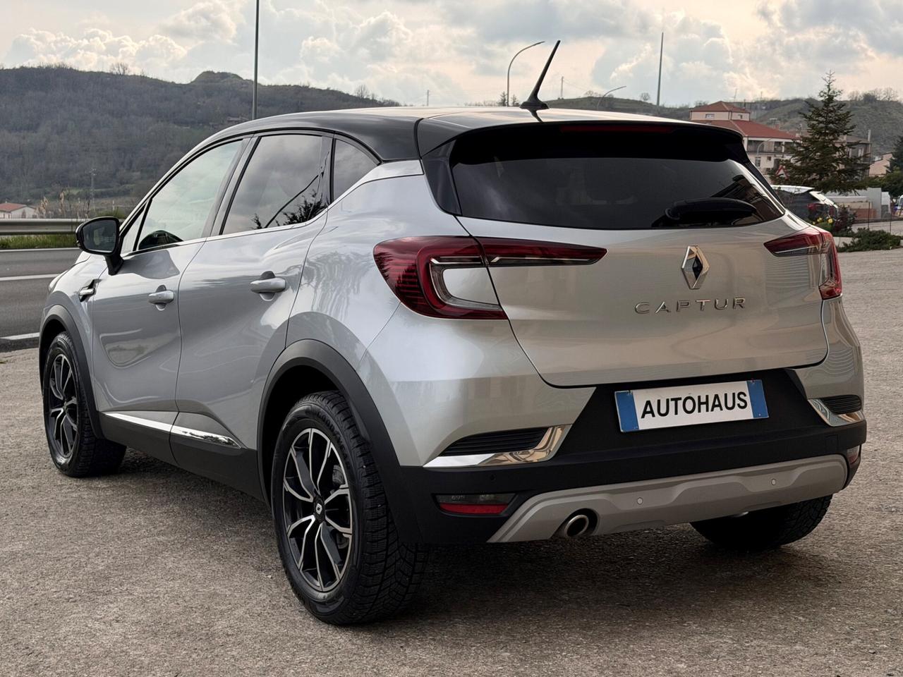 Renault Captur 1.5 Blue dCi 95 CV Intens