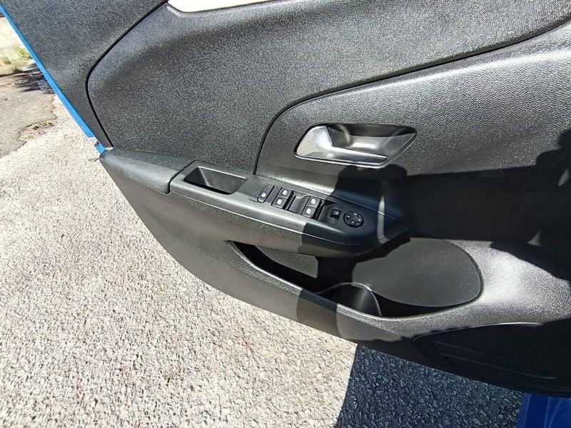 Opel Corsa 1.2 75cv MT5