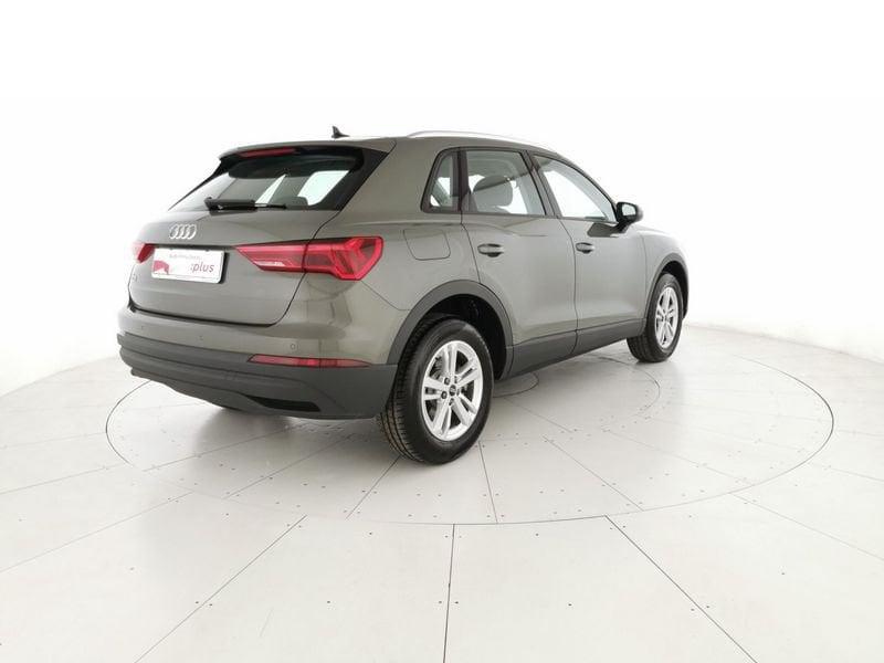 Audi Q3 II 2018 45 1.4 tfsi e Business s-tronic