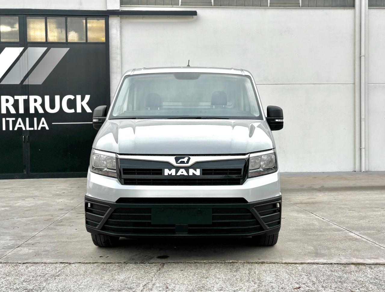 CARROATTREZZI Patente B EURO 6 SUPERCAR