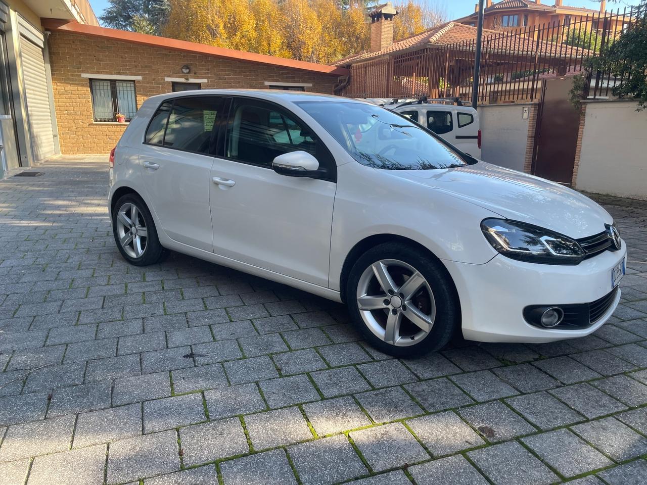 Volkswagen Golf 1.6 TDI DPF 5p. Highline