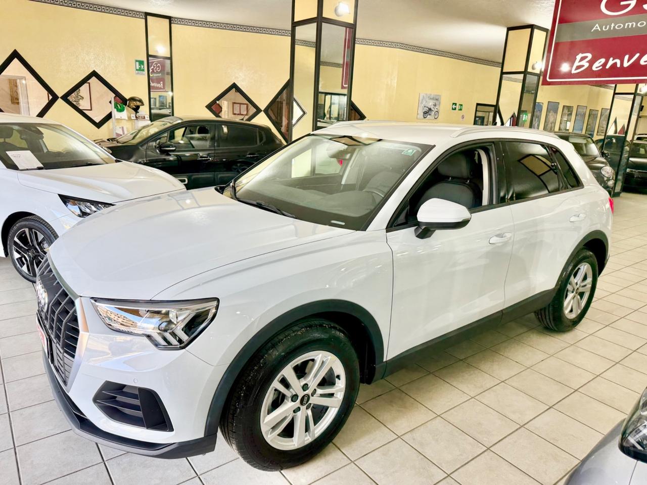 Audi Q3 35 TDI S tronic Business