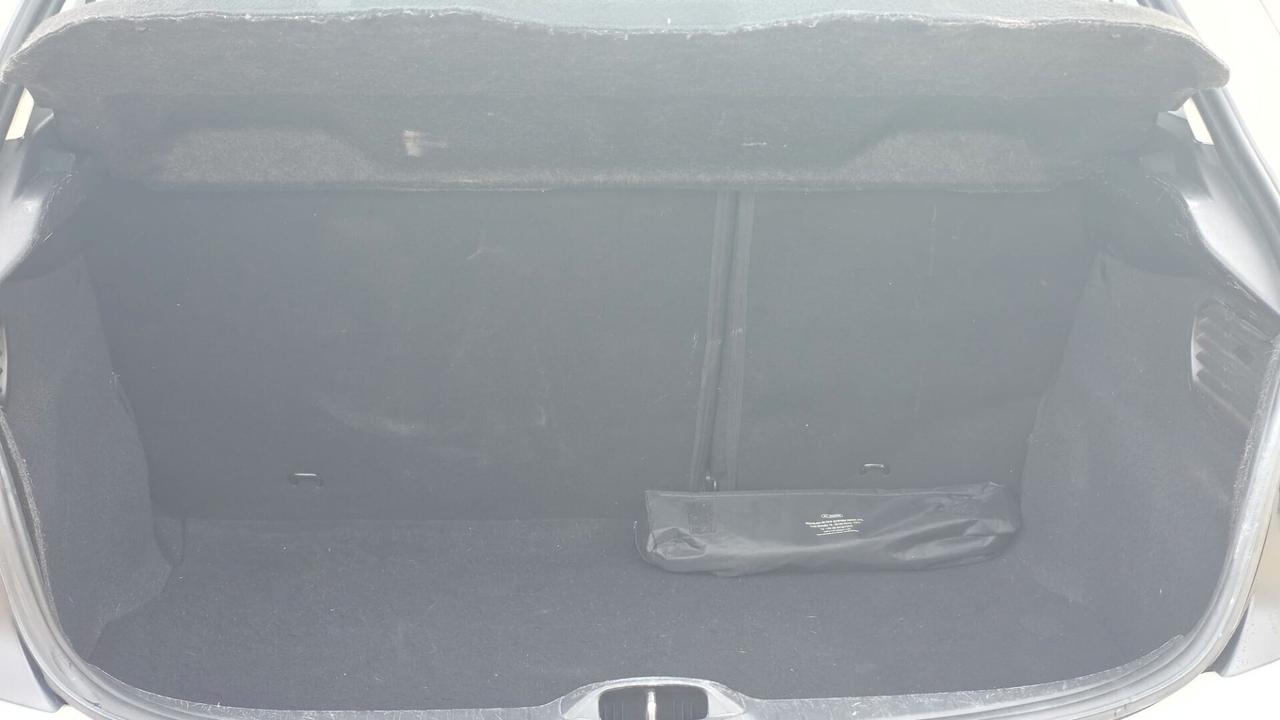 Peugeot 208 1.5 Blue-HDi 102 CV 2018 E6 ACTIVE € 6.900,00