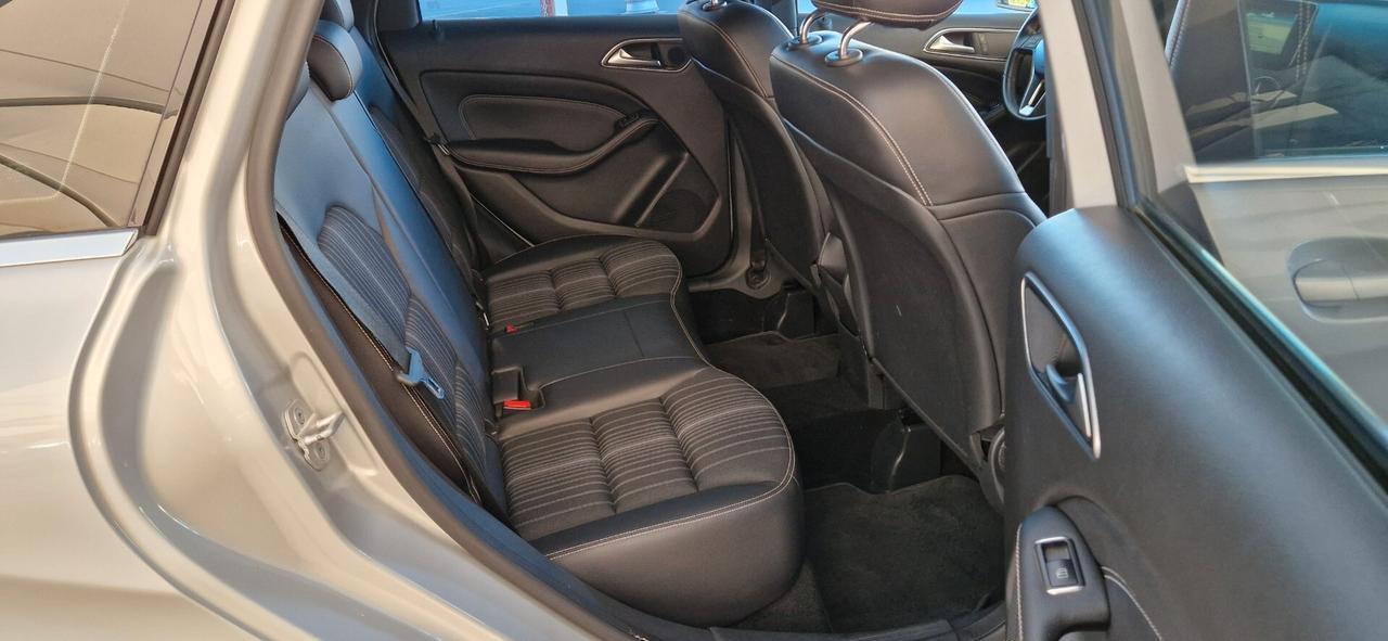 Mercedes-benz B 180 CDI BlueEFFICIENCY Premium