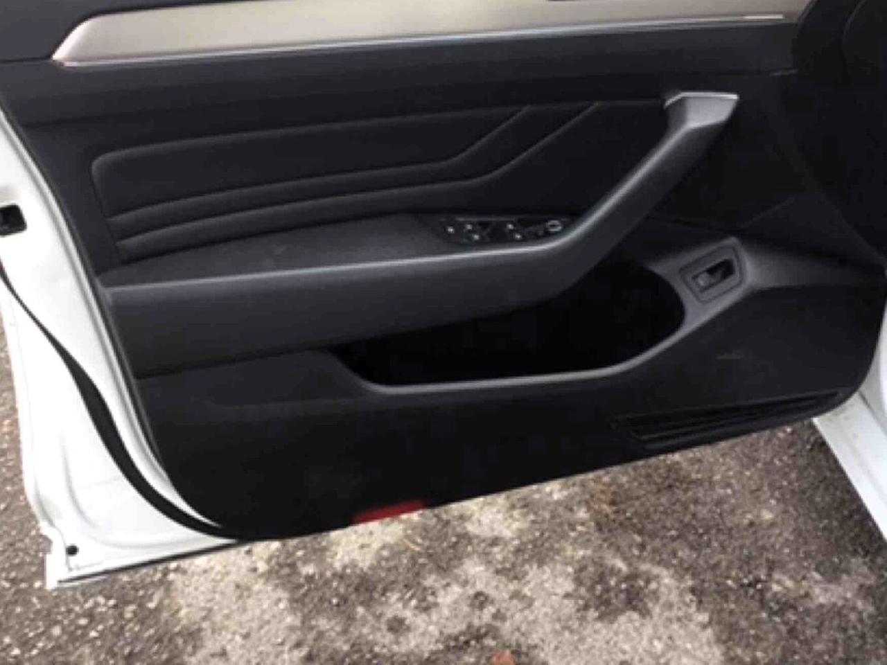 Volkswagen Passat Variant 2.0 TDI SCR 200 CV 4MOTION DSG Executive