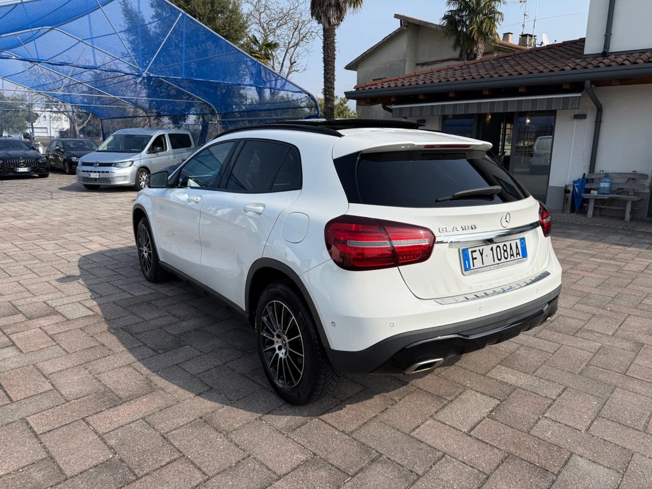 Mercedes-benz GLA 180 Business