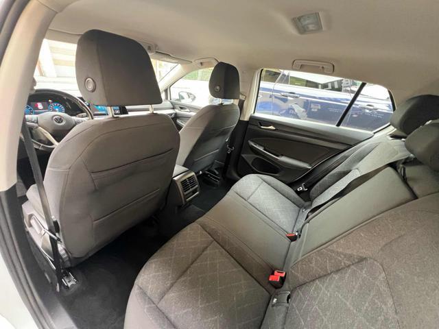 VOLKSWAGEN Golf 1.5 eTSI 130 CV DSG Life