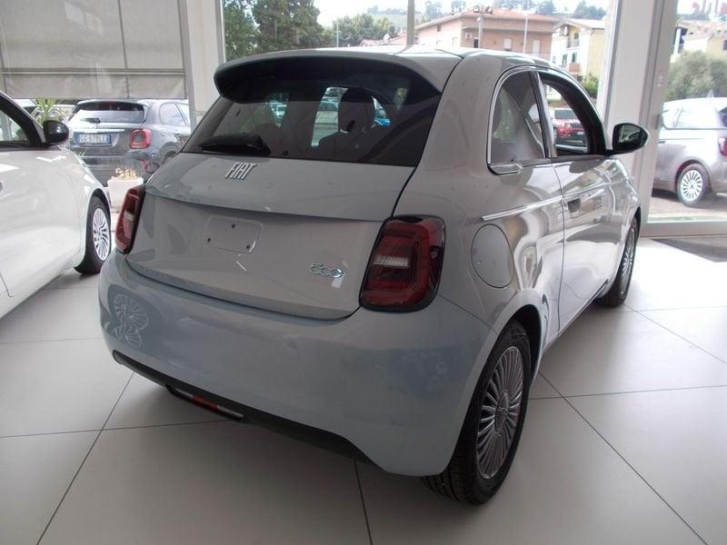 FIAT 500 Berlina 23,65 kWh ICON KM. ZERO MASSARI MARCO 338.7575187