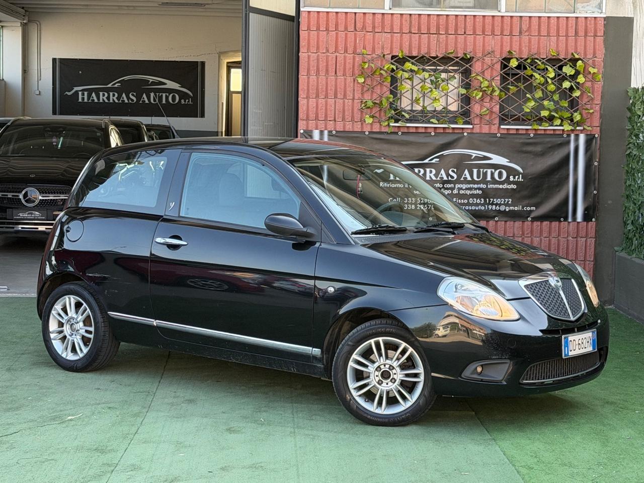 Lancia Ypsilon 1.2 Argento