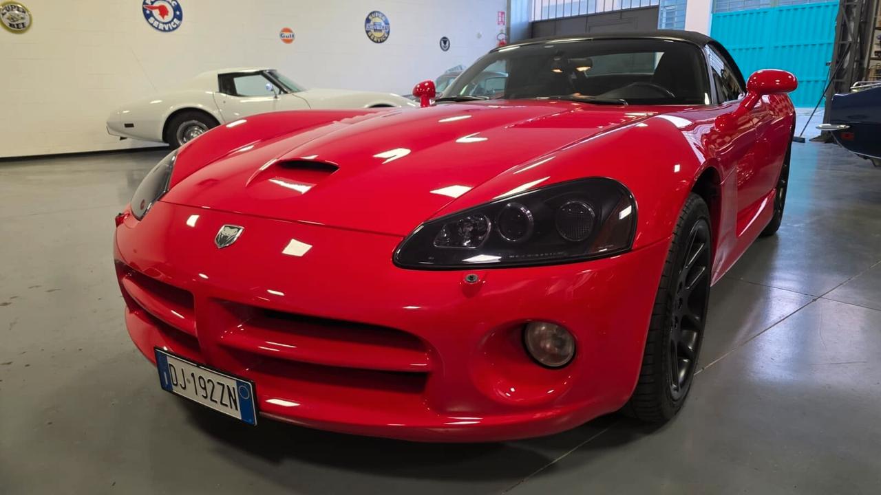 Dodge Viper SRT 10 2004