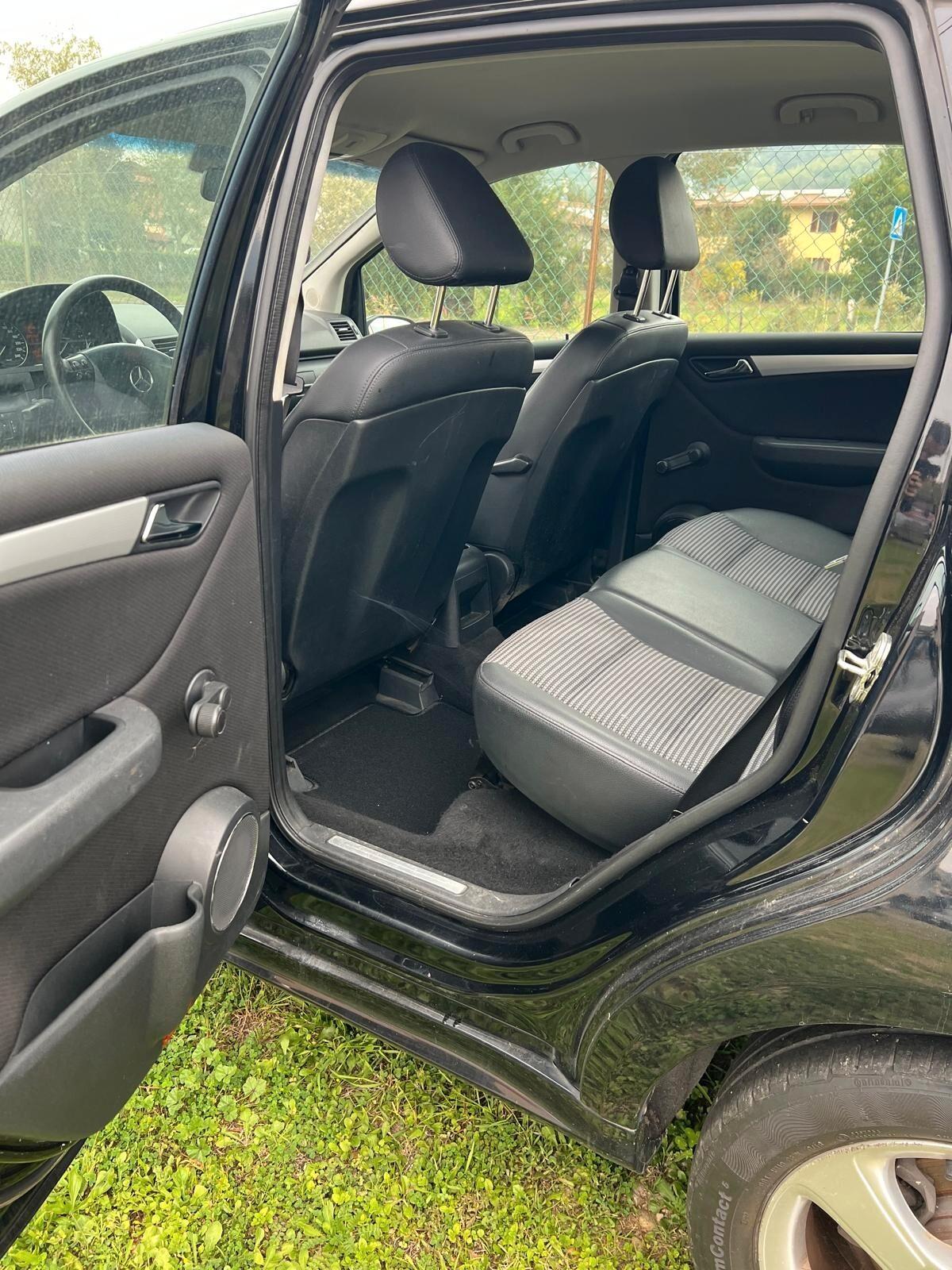 Mercedes-benz A 180 CDI X neopatentati