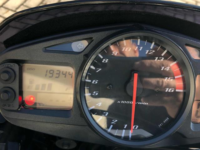SUZUKI GSR 600 19.000km !!!