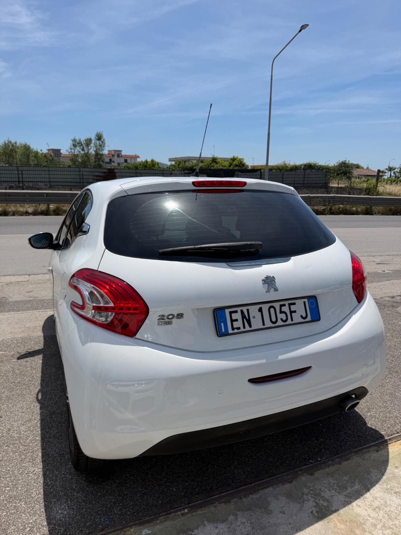 Peugeot 208 1.4 HDi 68 CV 3 porte Access