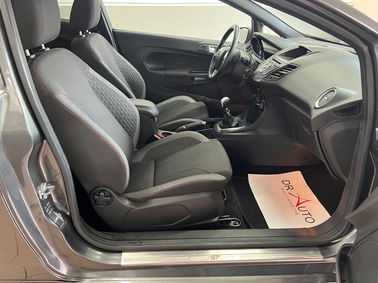 Ford Fiesta 1.5 TDCi 75CV 3 porte ST-Line