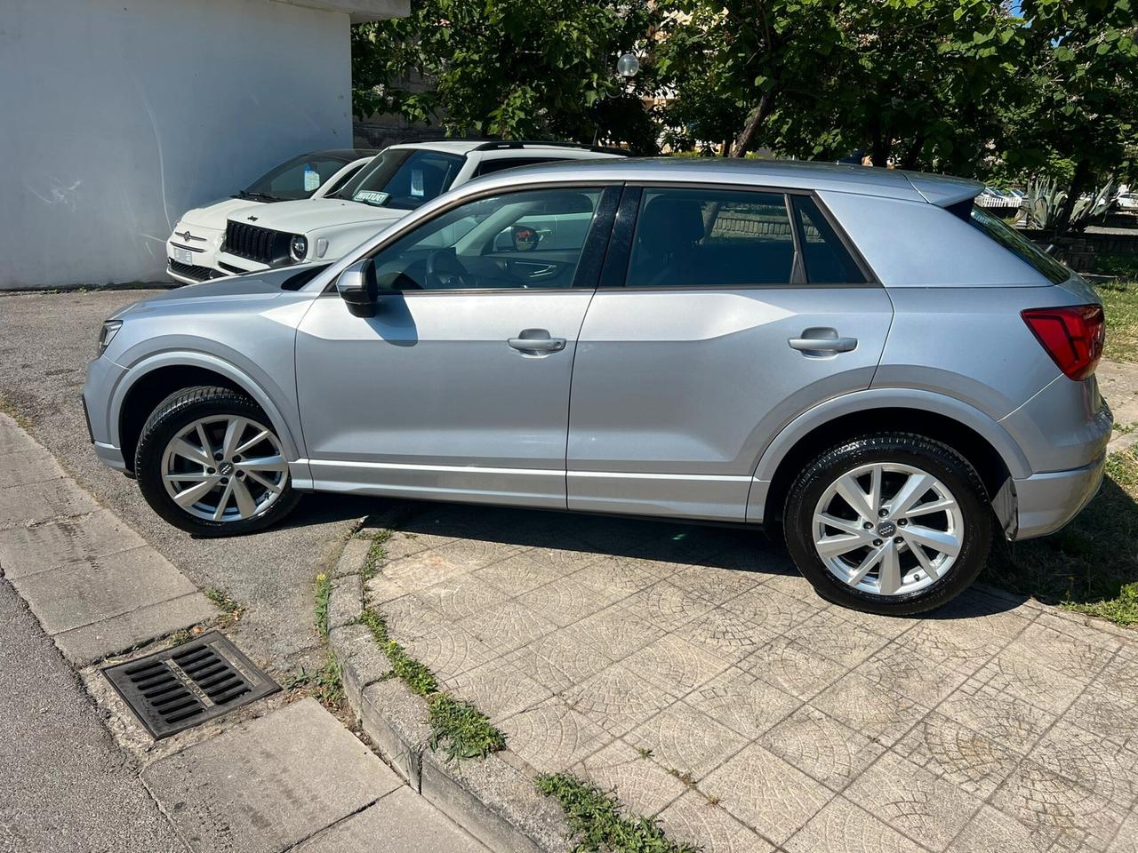 Audi Q2 1.6 s tronic navigatore matrix fari e top