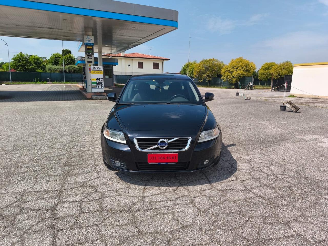 Volvo V50 D2 R-design Accetto Permute