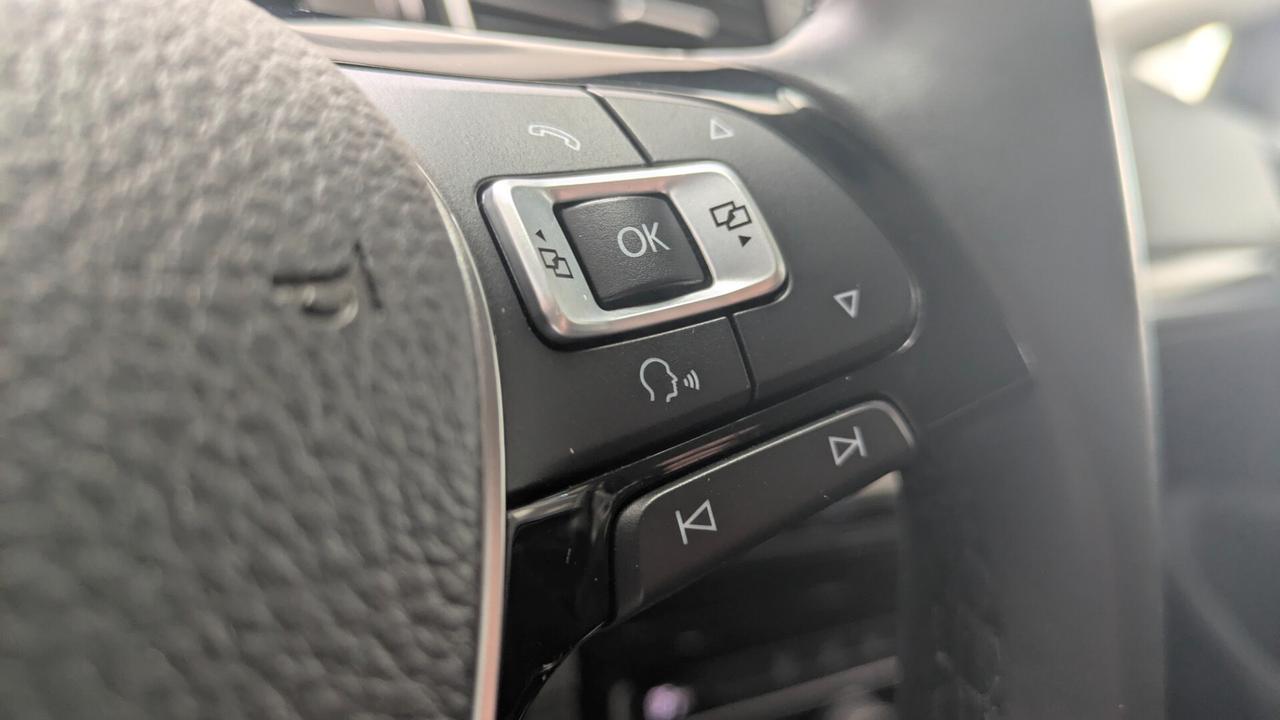 Volkswagen Golf 2.0 TDI 5p. Highline BlueMotion Technology