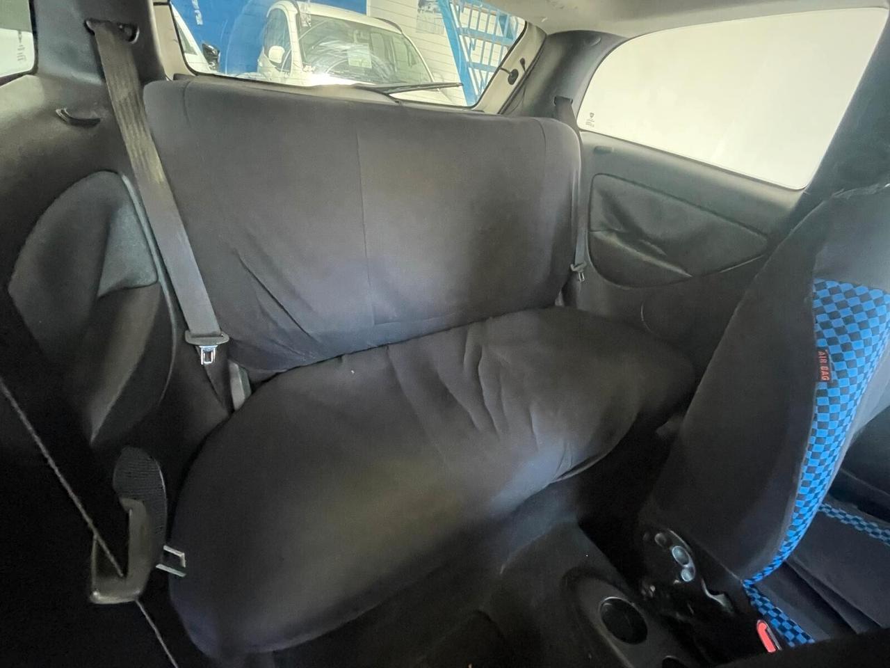 Lancia Ypsilon 1.4 Ecochic GPL