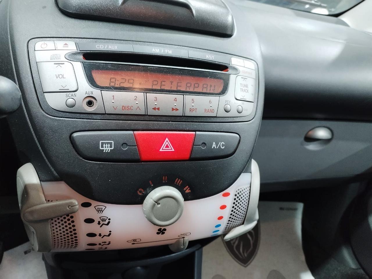 Toyota Aygo 1.0 12V VVT-i 5 porte Active Connect