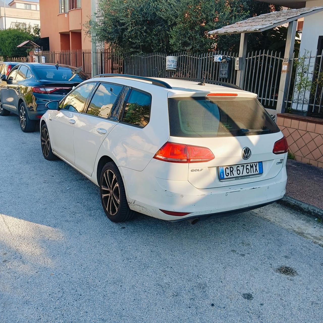 Volkswagen Golf Variant 1.6 TDI 110 CV Comfortline BlueMotion Tech.