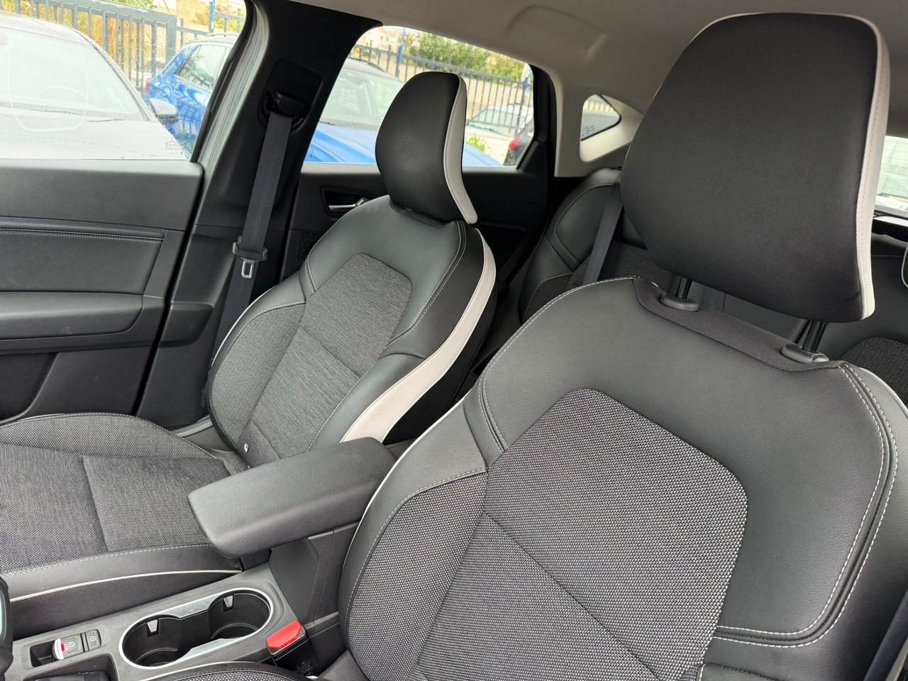 Renault Captur TCe 90 CV Techno