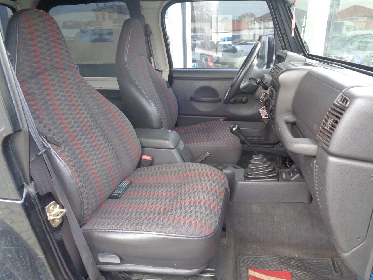 Jeep Wrangler 2.5 cat Sport