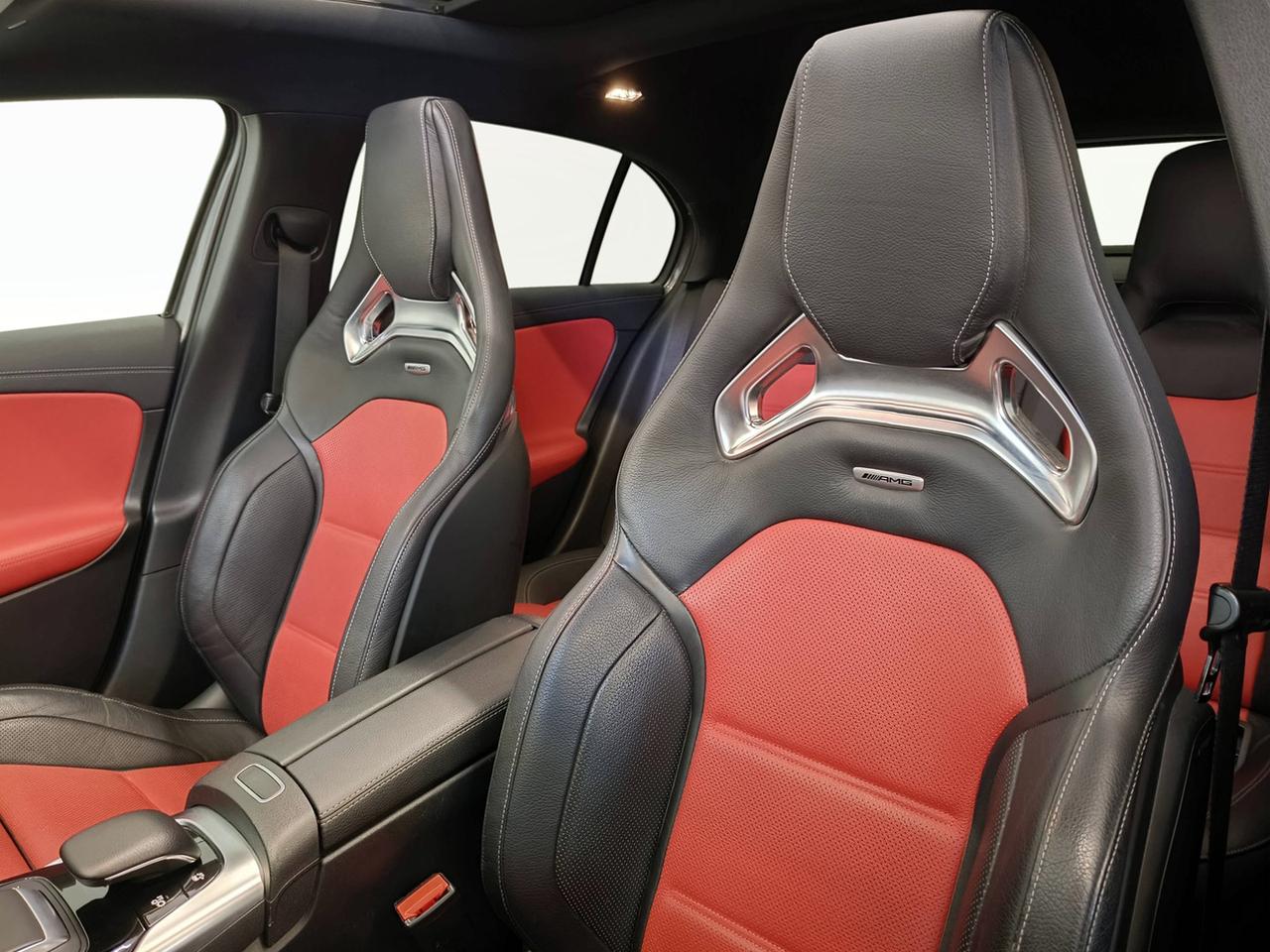 Mercedes-Benz Classe A - W177 2018 - A AMG 35 4matic auto