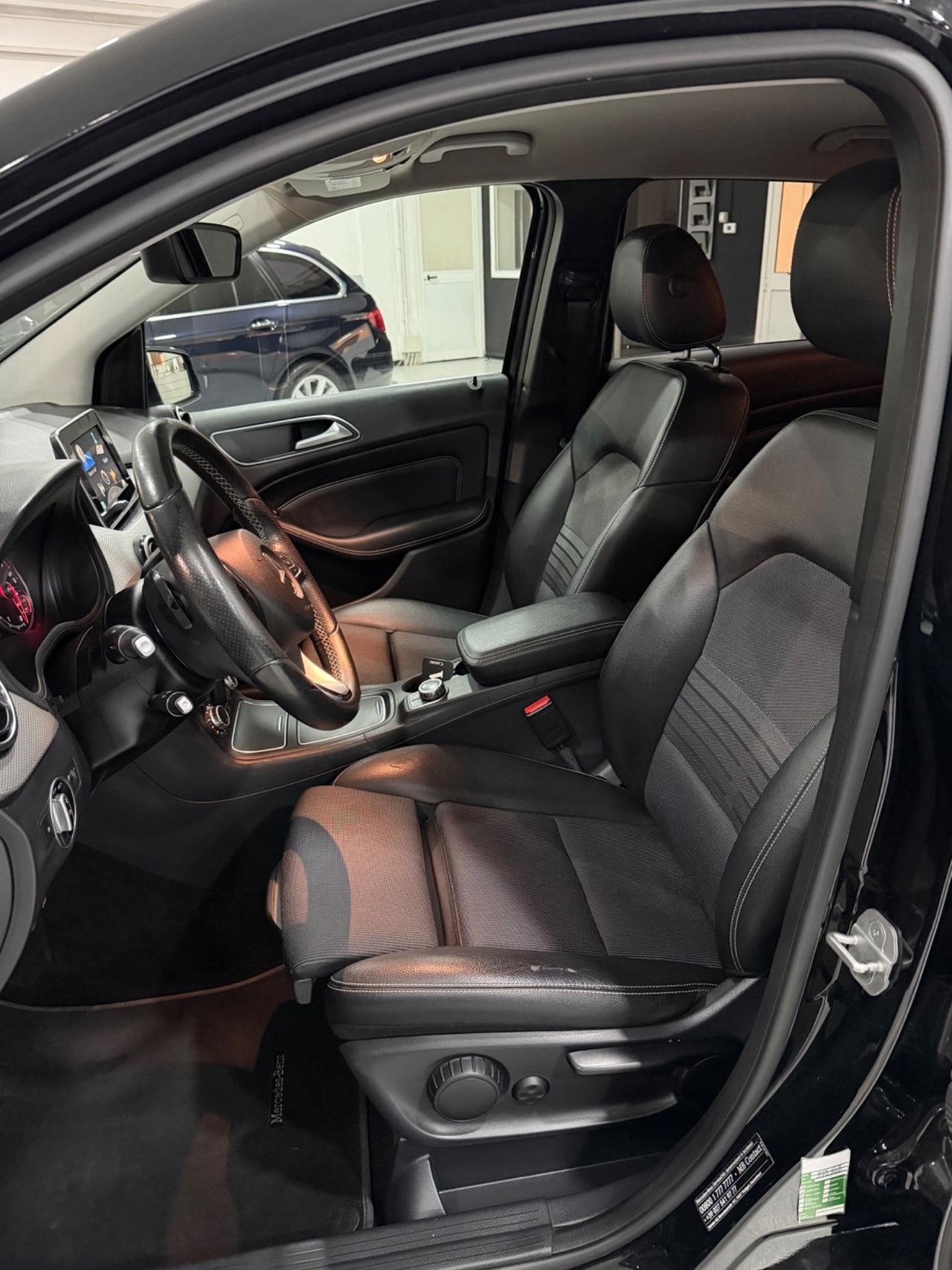 Mercedes-benz B 200 d Automatic Premium