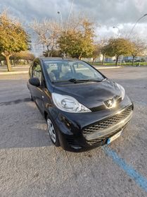 Peugeot 107 1.0 68CV 3p. Plaisir - 2011