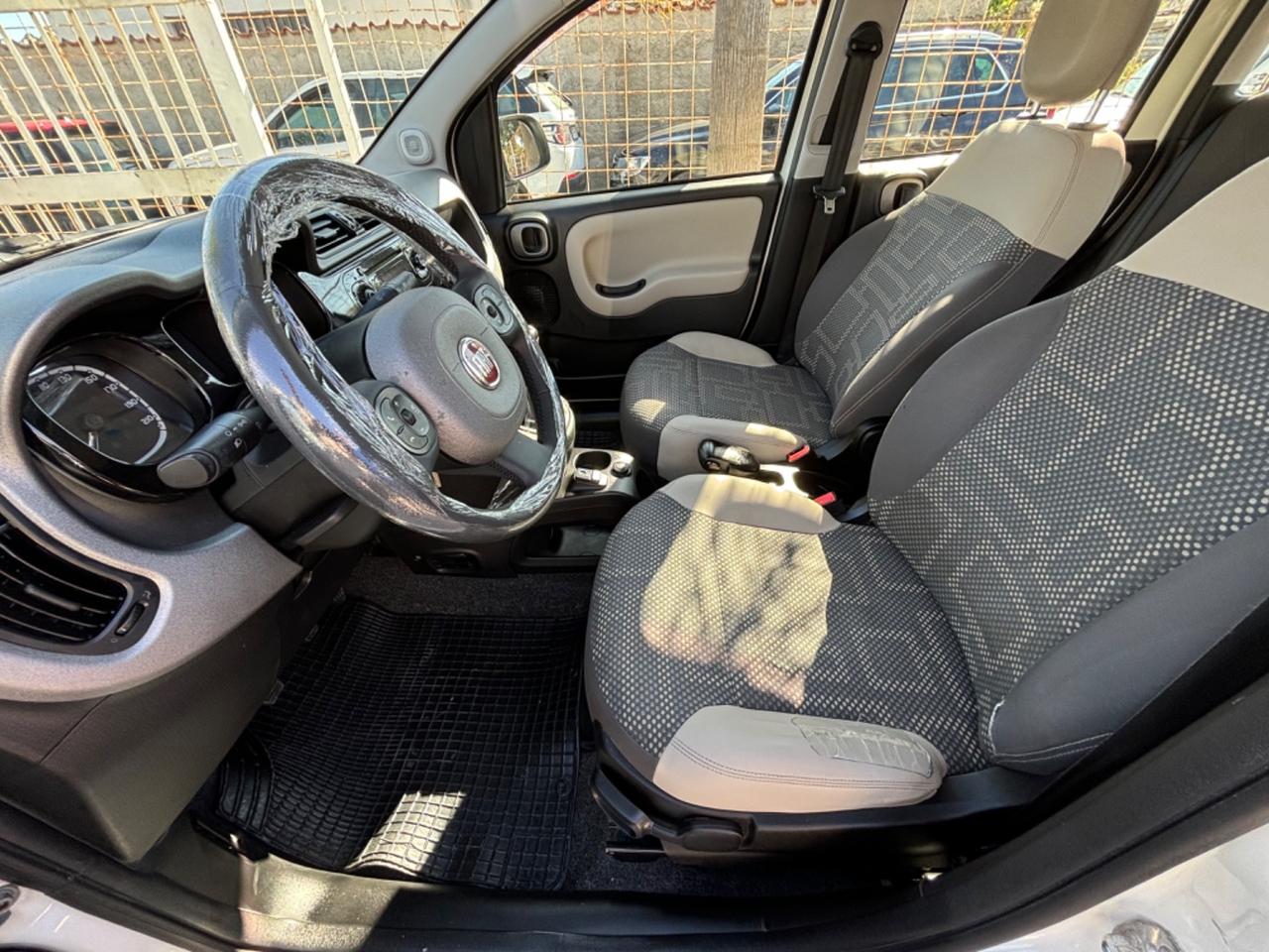 FIAT PANDA 1.3 MJ 75CV 4X4 Tasto ELD