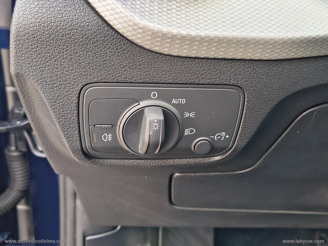 AUDI Q2 30 TDI S tronic Business 5.000 KM