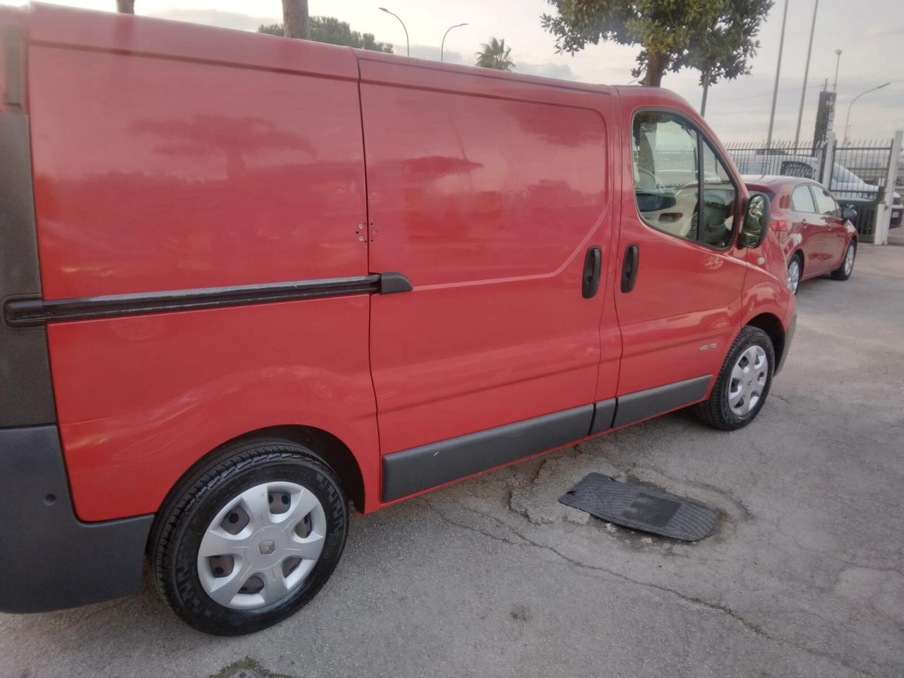 Renault Trafic 2.0 dCi Furgone 2014