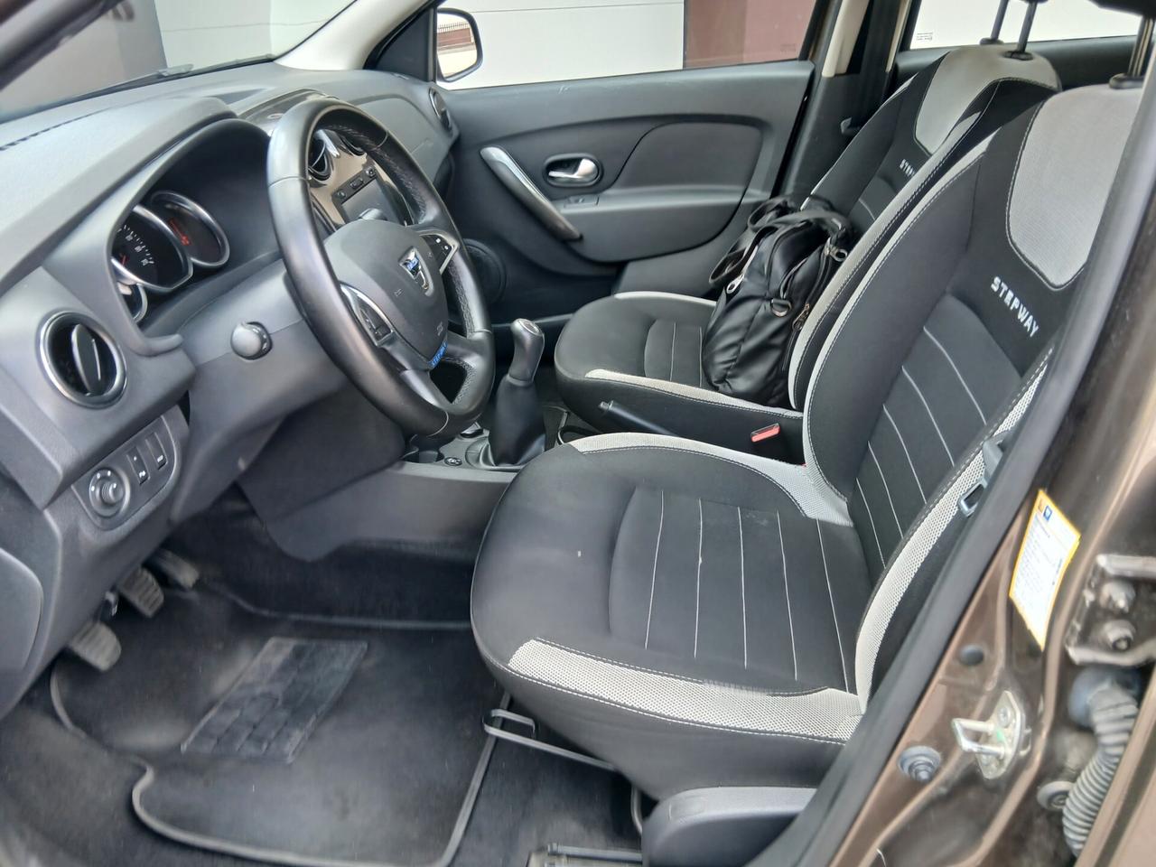 Dacia Sandero Stepway 0.9 TCe 12V TurboGPL 90CV tua a € 164 mese
