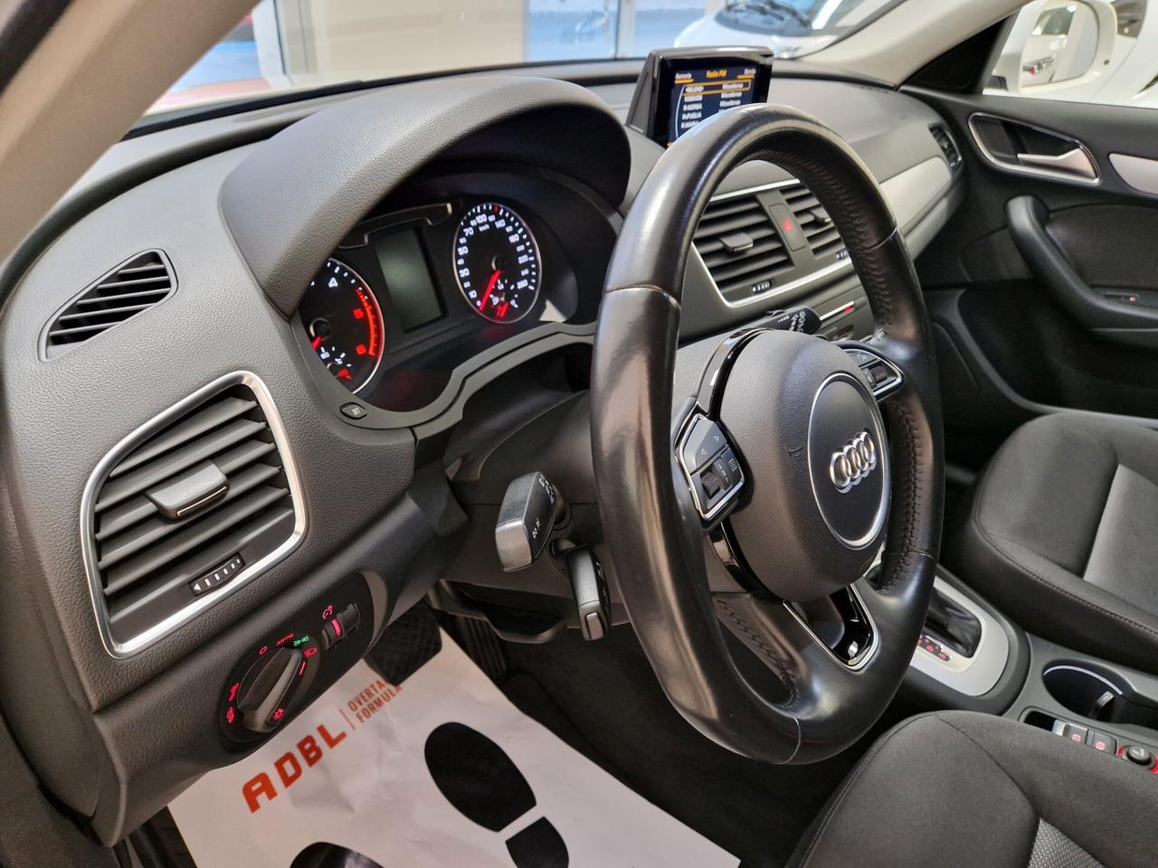 Audi Q3 2.0 TDI 120 CV S tronic S LINE