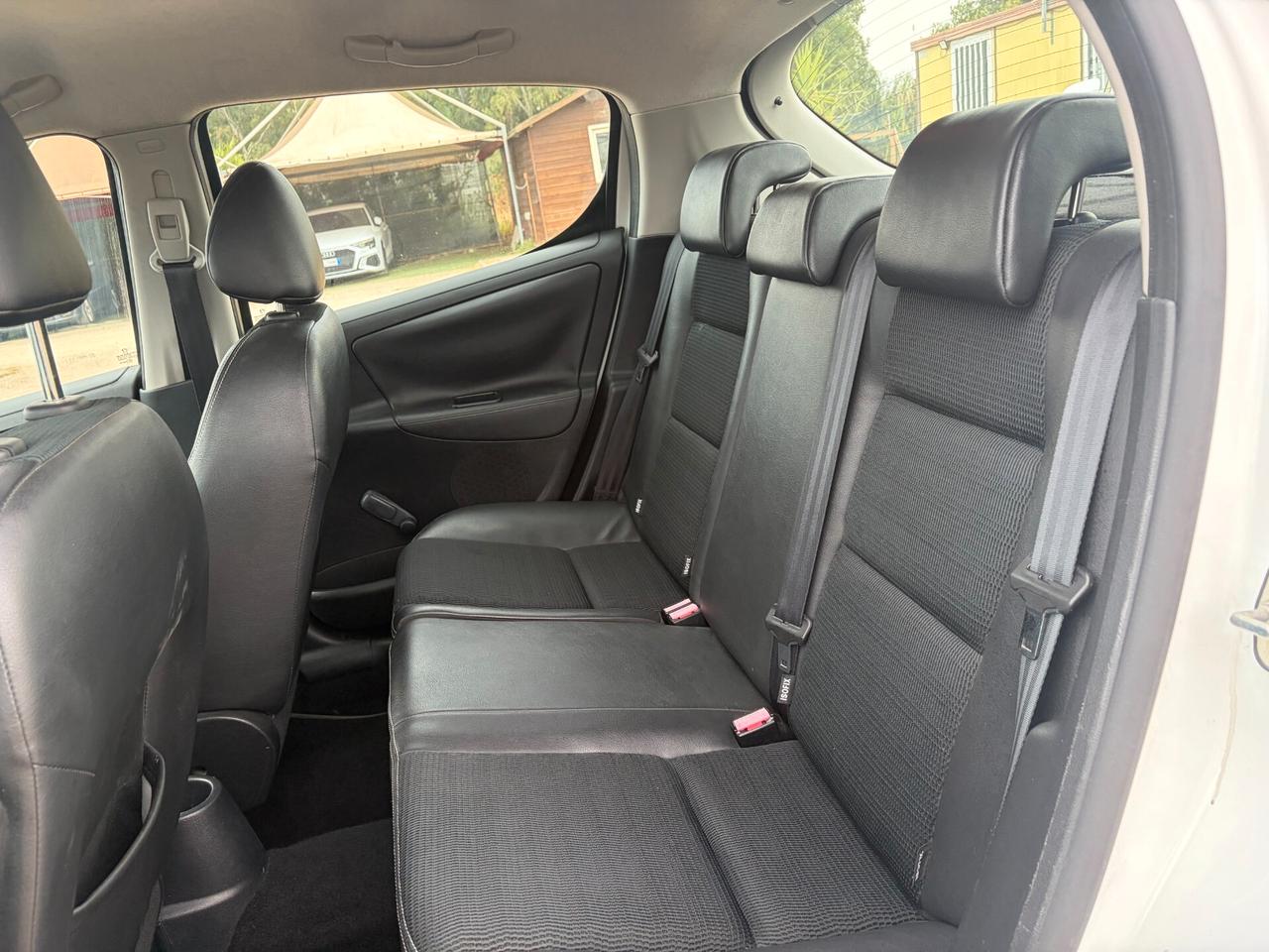 PEUGEOT 207 1.6 HDI 92CV ANNO 2012 UNICOPROPRIETARIO