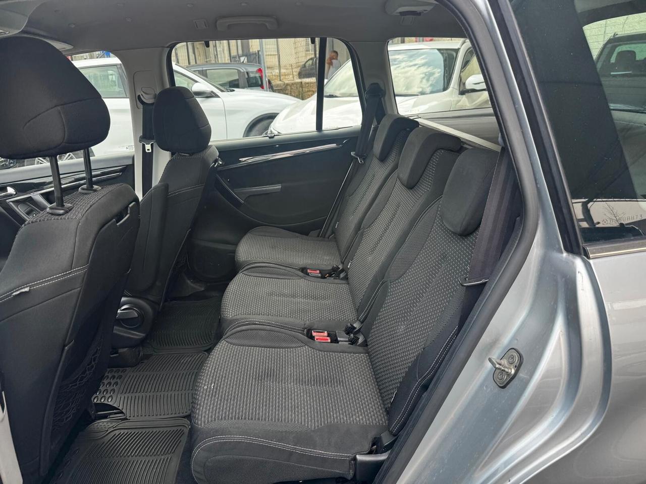 Citroen C4 Picasso 7 POSTI