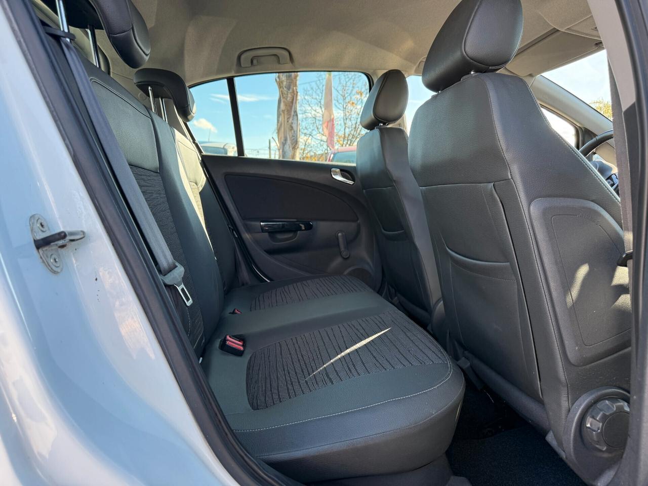 OPEL CORSA ANNO 12/2014 1.3 DIESEL 75 CV