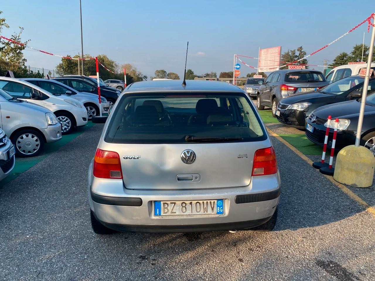 Volkswagen Golf 1.4 I6V CAT 5P