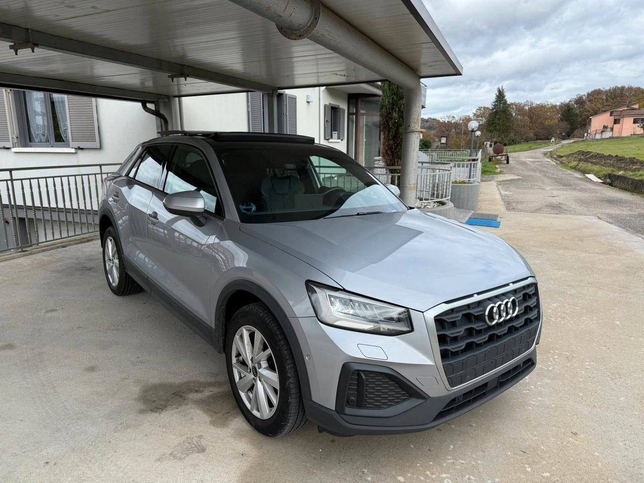 Audi Q2 2.0 Tdi 116CV -TETTO A -S LINE INT-