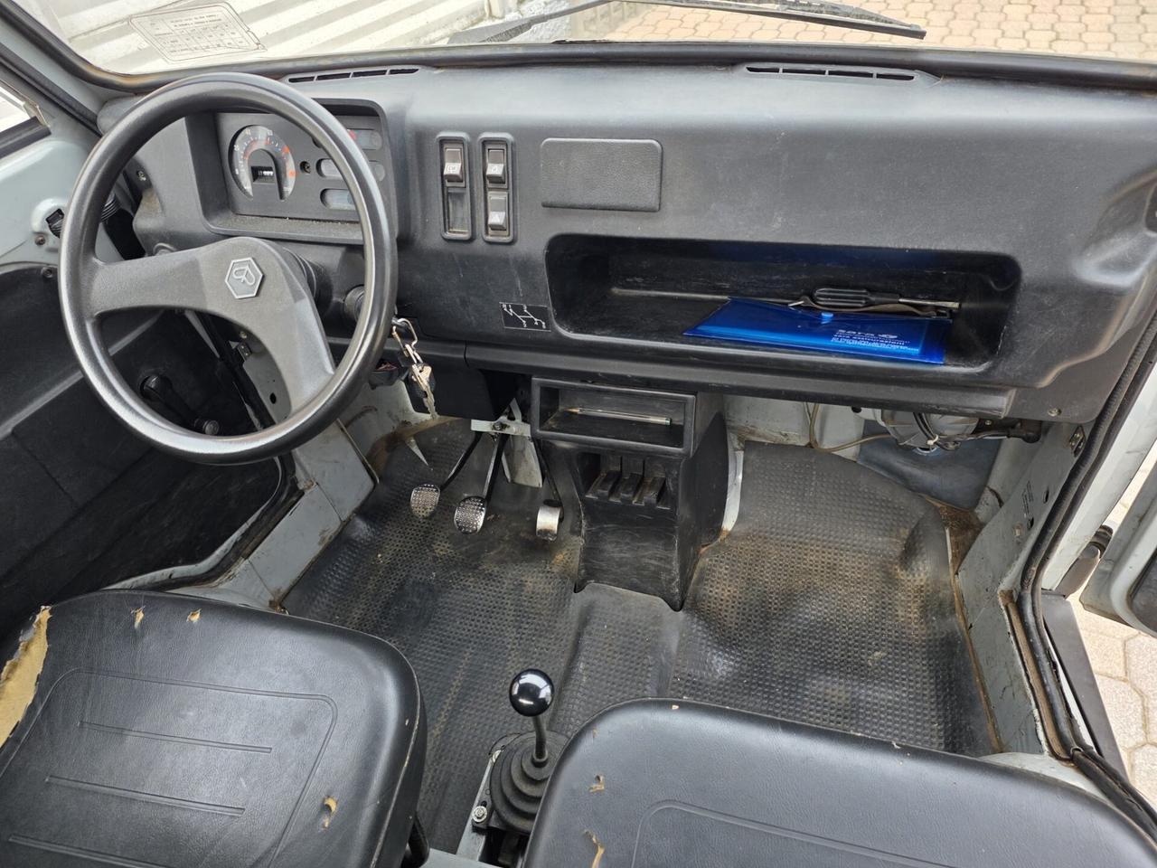 Piaggio Poker Ape 422 cilindra 14.5kw. - 19.7cv. Ribaltabile