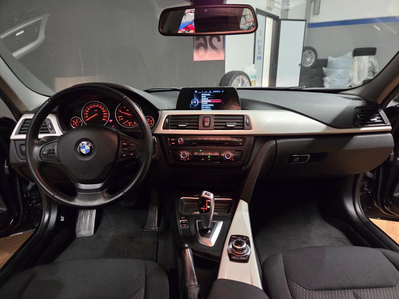 BMW 320 d Touring Business auto