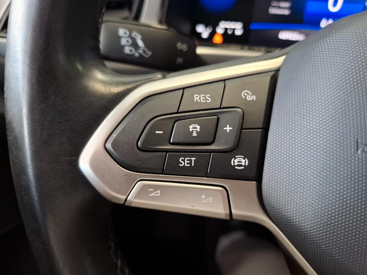 Volkswagen T-Roc Benzina Manuale